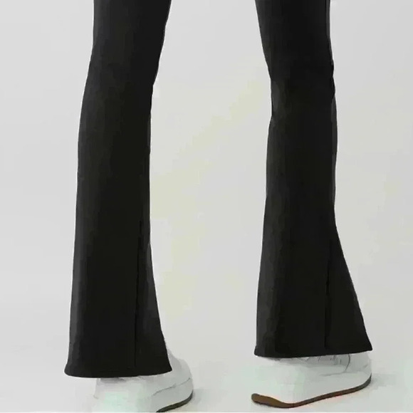 Alo Yoga High Waist Flutter Legging Black - Picture 5 of 11